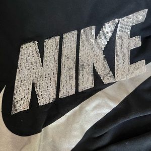 Nike Black, sequenced logo, sweatshirt XL.